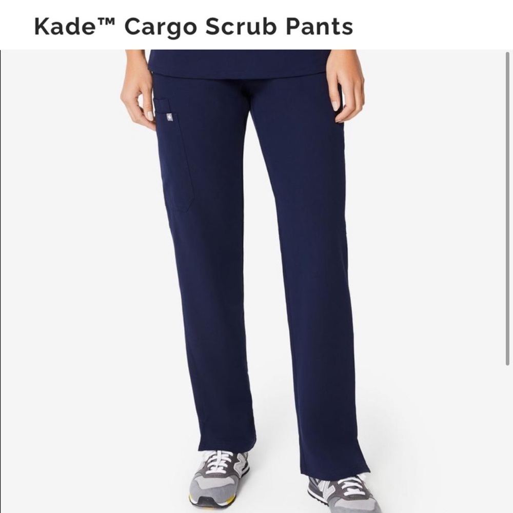 FIGS Kade navy scrubs size small
